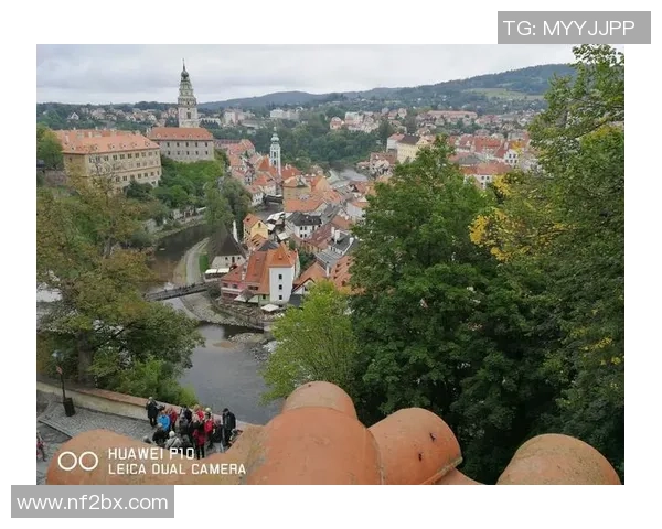 捷克与日本精彩对决视频集锦尽在这里，快来观看比赛亮点与精彩瞬间